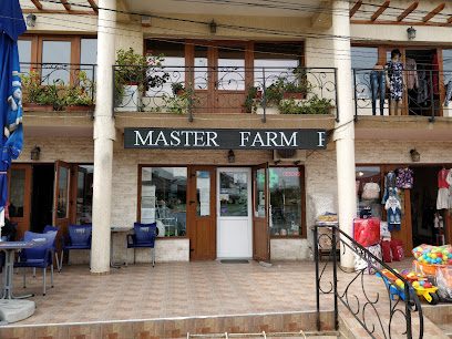 FARMACIA MASTER FARM NR. 3 Strada Poarta Luncii 2-4